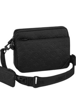 LOUIS VUITTON TRIO MESSENGER